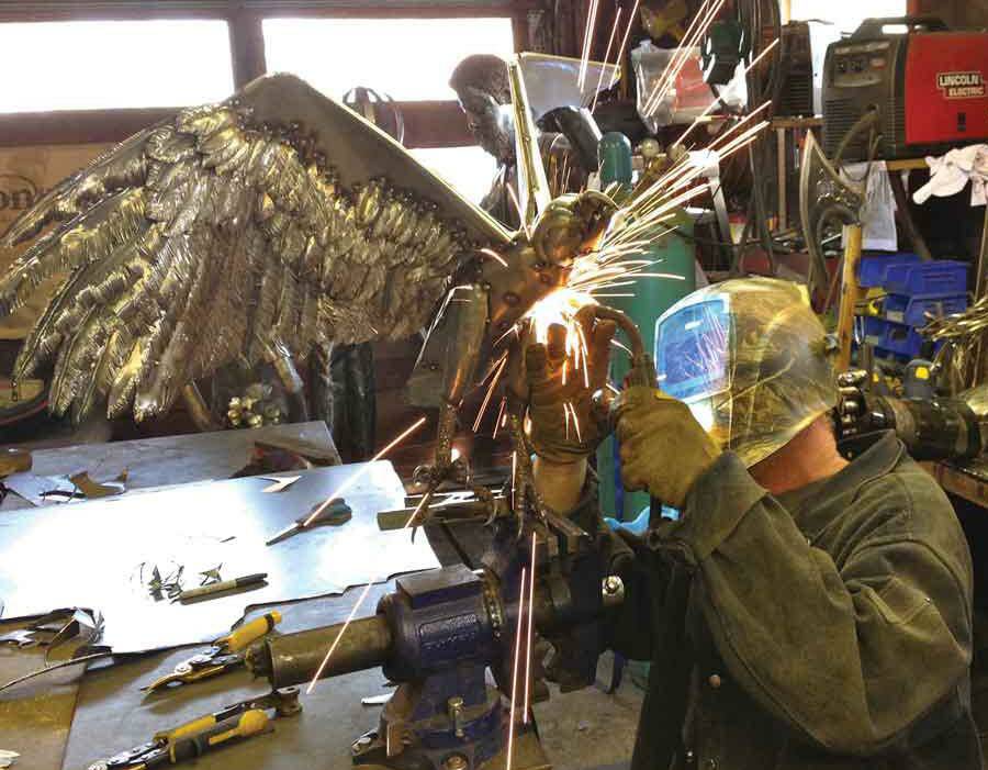 全球钣金新闻-金属制造狂:焊工制作动物的金属钣金-半岛·网站在线-PeninSula体育网(中国) 全球钣金新闻-金属制造狂:焊工制作动物的金属钣金-半岛·网站在线-PeninSula体育网(中国)