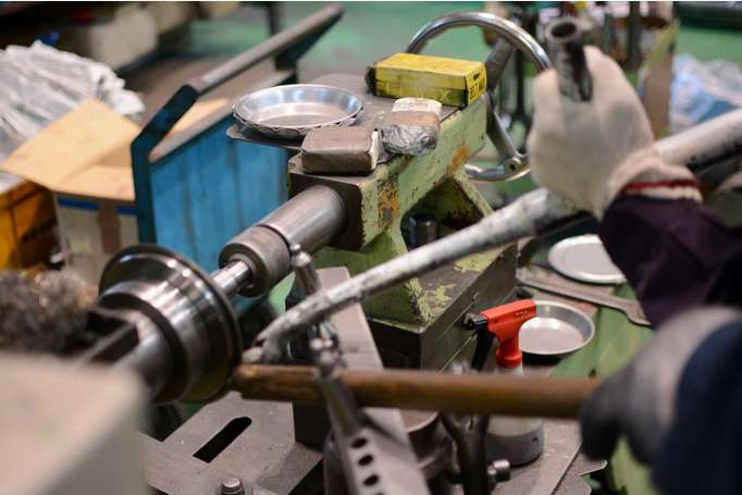 钣金加工该如何选择合适的材料?